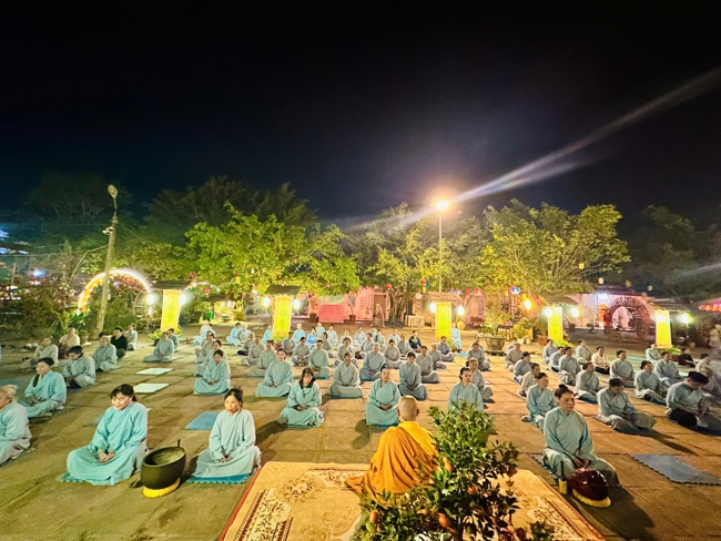 Memorial Night, Fulfillment Ceremony of the Five Hundred Names Vow and Chanting of Great Compassion Mantra Celebrating the Birthday of Avalokiteshvara Bodhisattva at Dong Cao Pagoda, Thanh Hoa