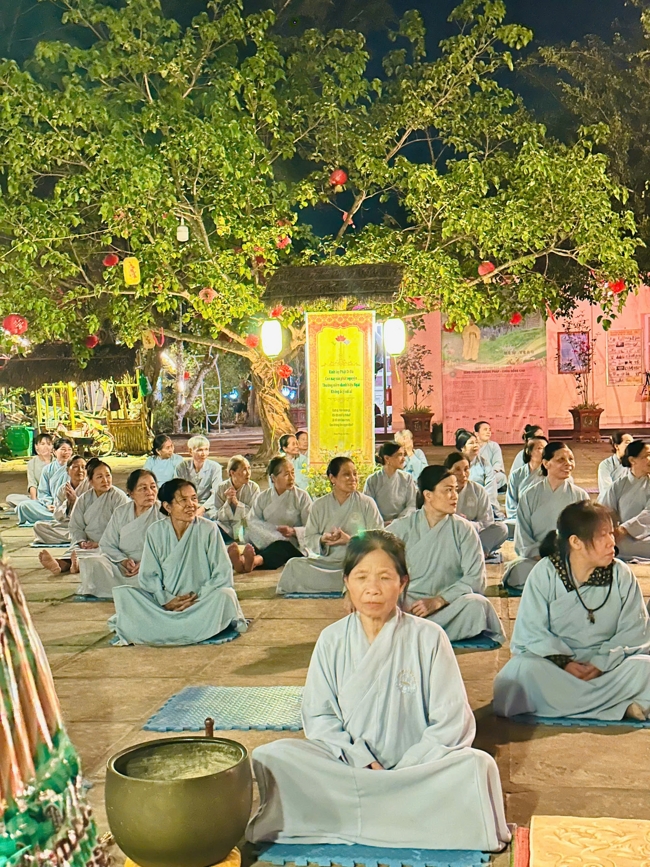 Memorial Night, Fulfillment Ceremony of the Five Hundred Names Vow and Chanting of Great Compassion Mantra Celebrating the Birthday of Avalokiteshvara Bodhisattva at Dong Cao Pagoda, Thanh Hoa