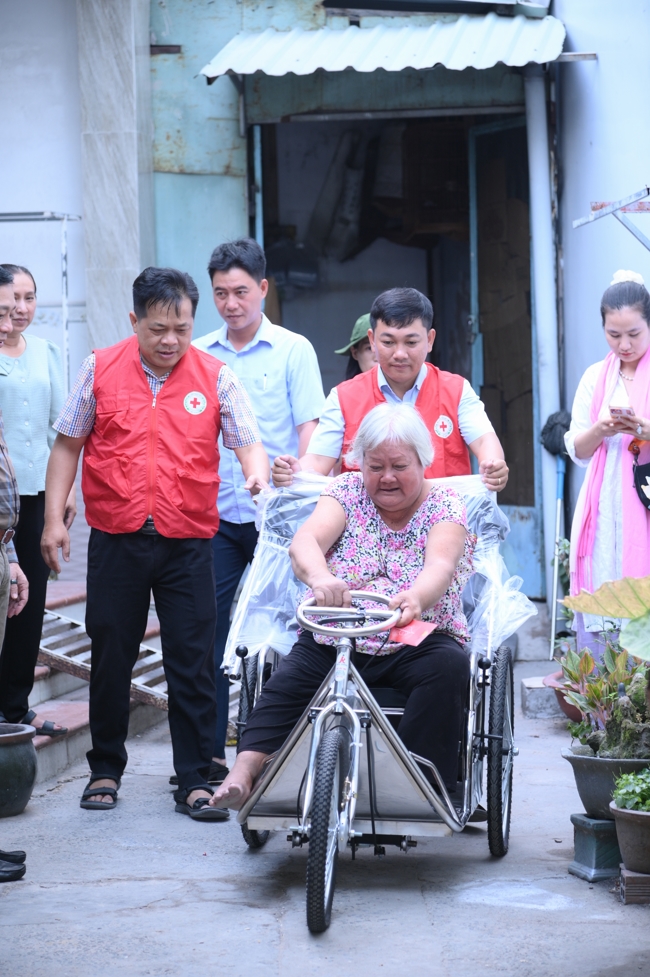Pagoda Charity Program “Means of Compassion”