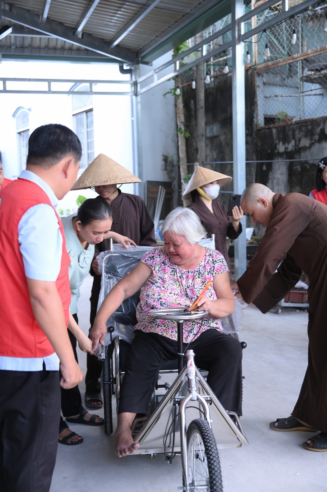 Pagoda Charity Program “Means of Compassion”