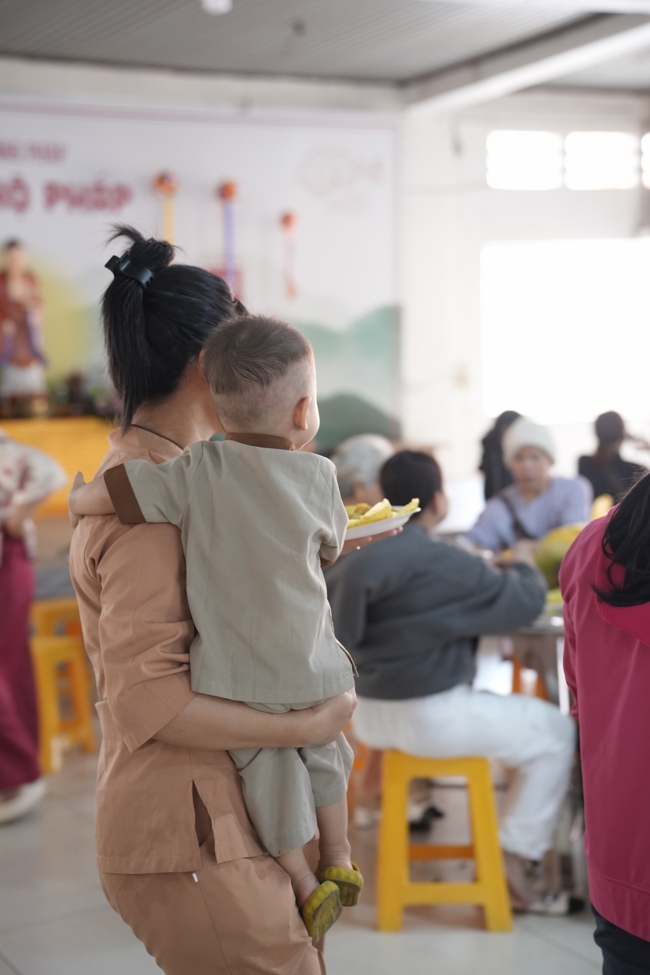 BA NGÀY THIẾT ĐÃI BÁNH XÈO KÍNH MỪNG ĐẠI LỄ PHẬT ĐẢN VESAK 2026 | CHÙA HOẰNG PHÁP.