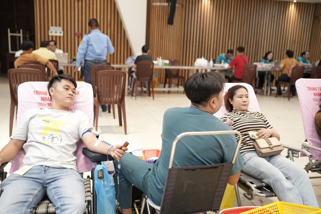 Chương trình Hiến máu nhân đạo.