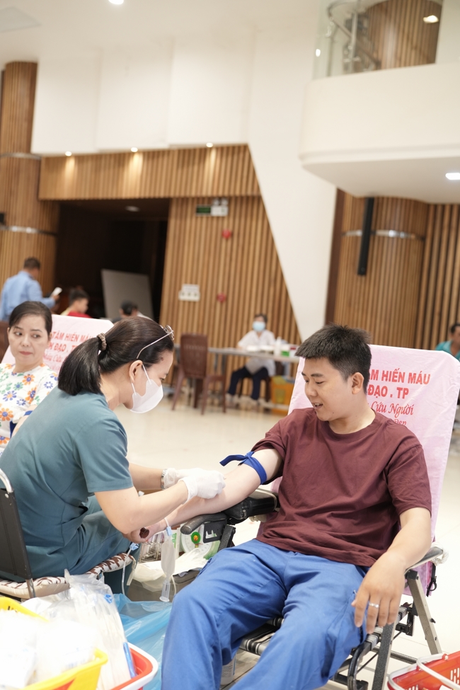 Chương trình Hiến máu nhân đạo.