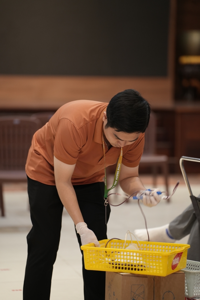 Chương trình Hiến máu nhân đạo.