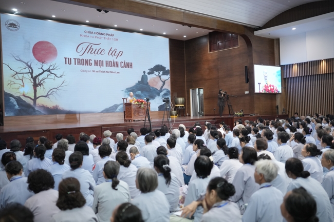 Pháp thoại “Thực Tập Tu Trong Mọi Hoàn Cảnh - NS.Thích Nữ Như Lan | Khóa Tu Phật Thất 108.