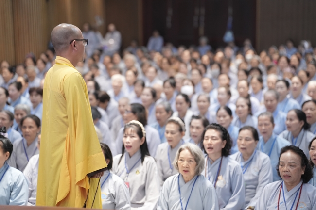 Pháp thoại “Thực Tập Tu Trong Mọi Hoàn Cảnh - NS.Thích Nữ Như Lan | Khóa Tu Phật Thất 108.