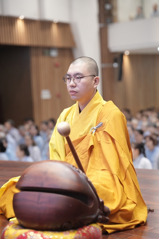 Pháp thoại “Thực Tập Tu Trong Mọi Hoàn Cảnh - NS.Thích Nữ Như Lan | Khóa Tu Phật Thất 108.