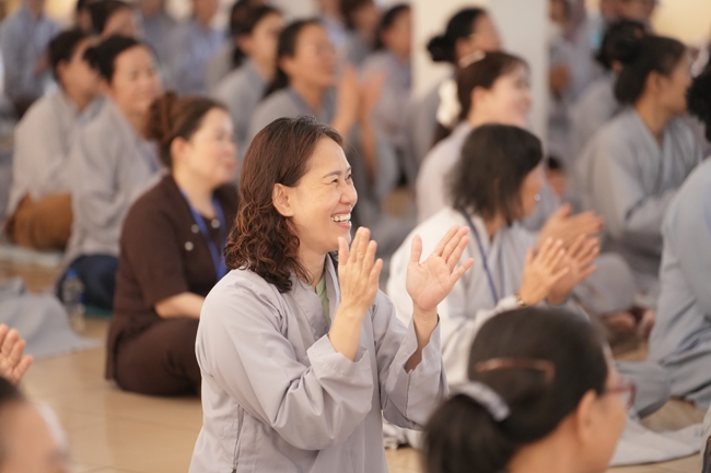 Pháp thoại “Thực Tập Tu Trong Mọi Hoàn Cảnh - NS.Thích Nữ Như Lan | Khóa Tu Phật Thất 108.