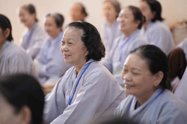 Pháp thoại “Thực Tập Tu Trong Mọi Hoàn Cảnh - NS.Thích Nữ Như Lan | Khóa Tu Phật Thất 108.