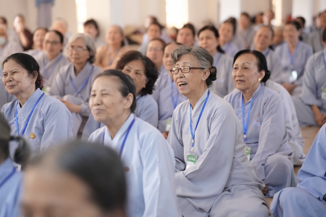 Pháp thoại “Thực Tập Tu Trong Mọi Hoàn Cảnh - NS.Thích Nữ Như Lan | Khóa Tu Phật Thất 108.