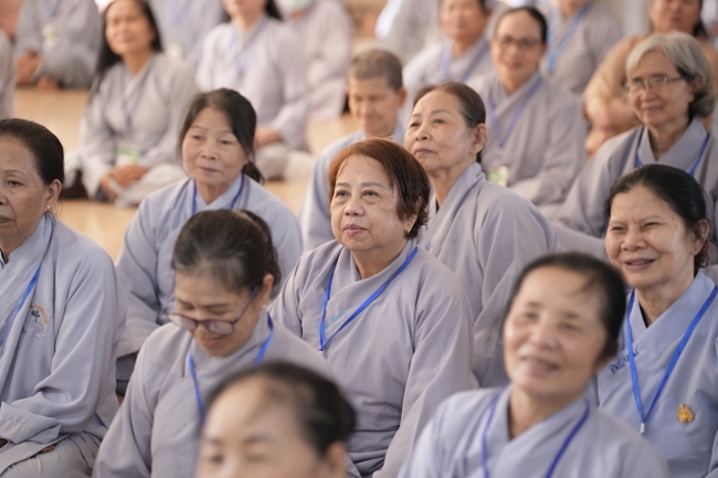Pháp thoại “Thực Tập Tu Trong Mọi Hoàn Cảnh - NS.Thích Nữ Như Lan | Khóa Tu Phật Thất 108.