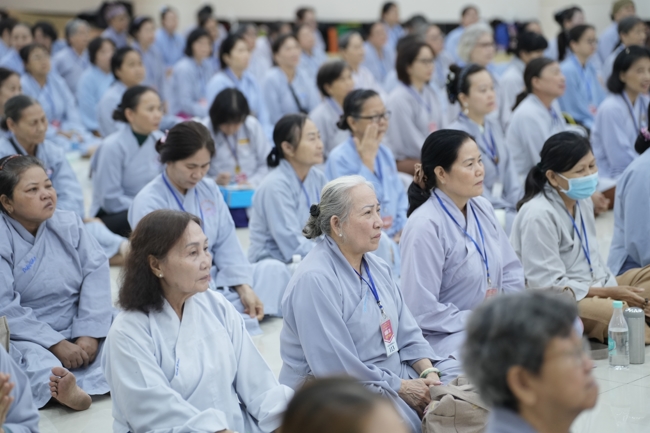 Pháp thoại “Thực Tập Tu Trong Mọi Hoàn Cảnh - NS.Thích Nữ Như Lan | Khóa Tu Phật Thất 108.