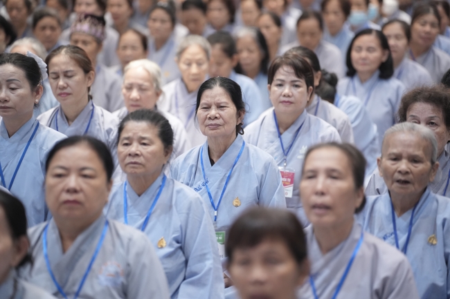 Pháp thoại “Thực Tập Tu Trong Mọi Hoàn Cảnh - NS.Thích Nữ Như Lan | Khóa Tu Phật Thất 108.