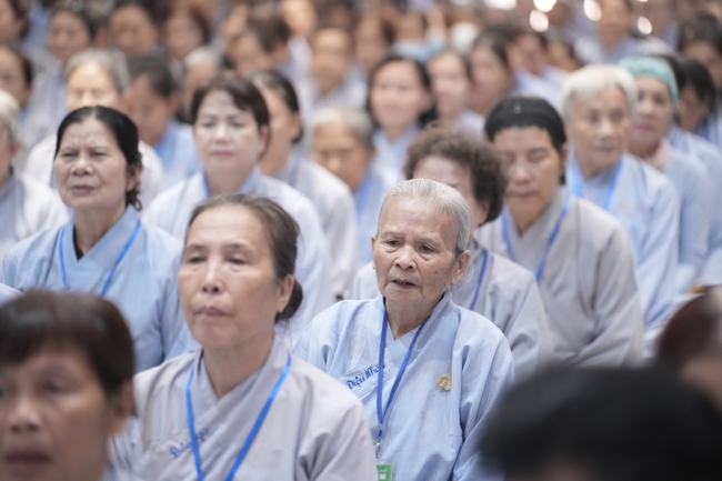 Pháp thoại “Thực Tập Tu Trong Mọi Hoàn Cảnh - NS.Thích Nữ Như Lan | Khóa Tu Phật Thất 108.