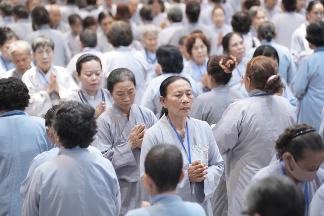 Pháp thoại “Thực Tập Tu Trong Mọi Hoàn Cảnh - NS.Thích Nữ Như Lan | Khóa Tu Phật Thất 108.