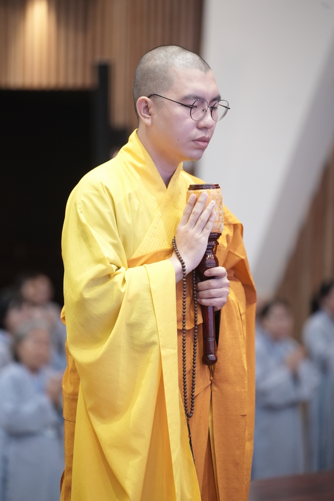 Pháp thoại “Thực Tập Tu Trong Mọi Hoàn Cảnh - NS.Thích Nữ Như Lan | Khóa Tu Phật Thất 108.