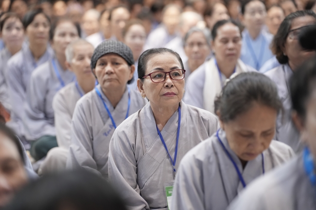 Pháp thoại “Thực Tập Tu Trong Mọi Hoàn Cảnh - NS.Thích Nữ Như Lan | Khóa Tu Phật Thất 108.