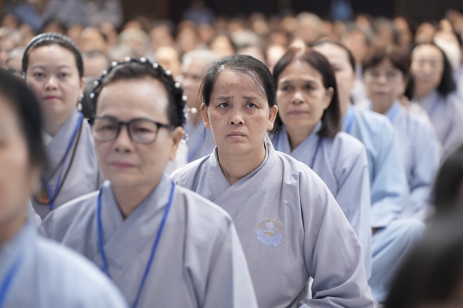 Pháp thoại “Thực Tập Tu Trong Mọi Hoàn Cảnh - NS.Thích Nữ Như Lan | Khóa Tu Phật Thất 108.