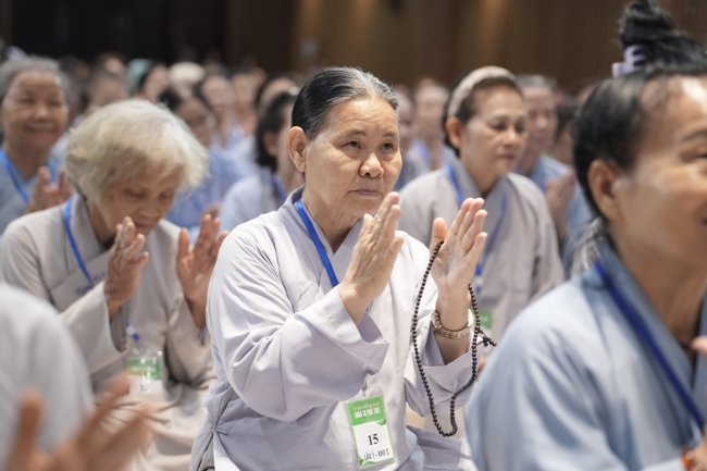 Pháp thoại “Thực Tập Tu Trong Mọi Hoàn Cảnh - NS.Thích Nữ Như Lan | Khóa Tu Phật Thất 108.