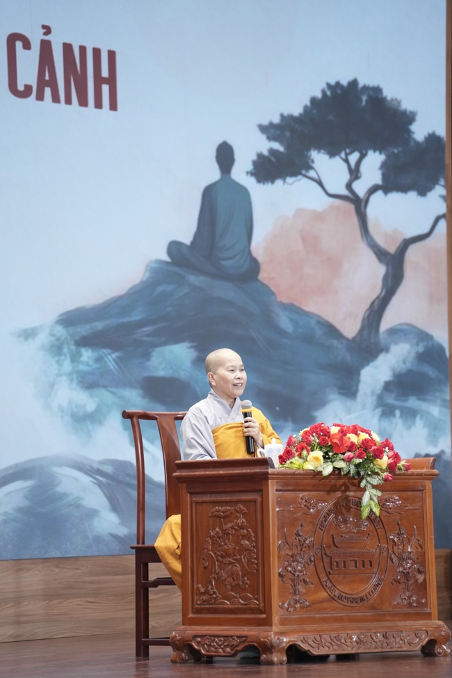 Pháp thoại “Thực Tập Tu Trong Mọi Hoàn Cảnh - NS.Thích Nữ Như Lan | Khóa Tu Phật Thất 108.
