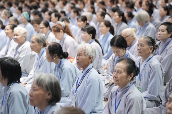 Pháp thoại “Thực Tập Tu Trong Mọi Hoàn Cảnh - NS.Thích Nữ Như Lan | Khóa Tu Phật Thất 108.
