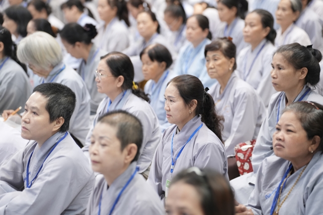 Pháp thoại “Thực Tập Tu Trong Mọi Hoàn Cảnh - NS.Thích Nữ Như Lan | Khóa Tu Phật Thất 108.