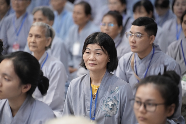 Pháp thoại “Thực Tập Tu Trong Mọi Hoàn Cảnh - NS.Thích Nữ Như Lan | Khóa Tu Phật Thất 108.