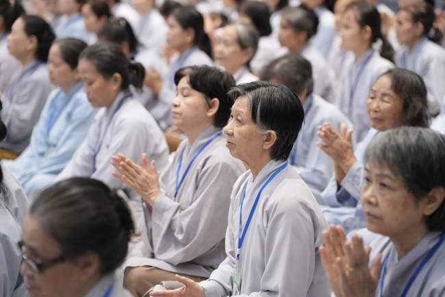 Pháp thoại “Thực Tập Tu Trong Mọi Hoàn Cảnh - NS.Thích Nữ Như Lan | Khóa Tu Phật Thất 108.