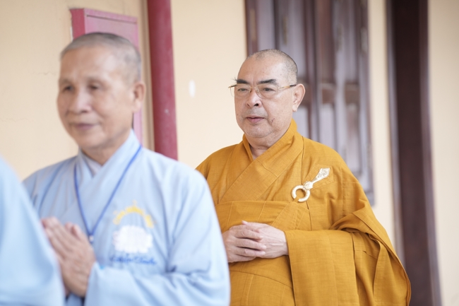 Pháp thoại Yêu Thương Chung Một Lối Về - HT.Thích Minh Thành | Khóa Tu Phật Thất 108.