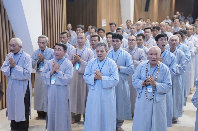 Pháp thoại Yêu Thương Chung Một Lối Về - HT.Thích Minh Thành | Khóa Tu Phật Thất 108.