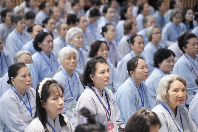 Pháp thoại Yêu Thương Chung Một Lối Về - HT.Thích Minh Thành | Khóa Tu Phật Thất 108.