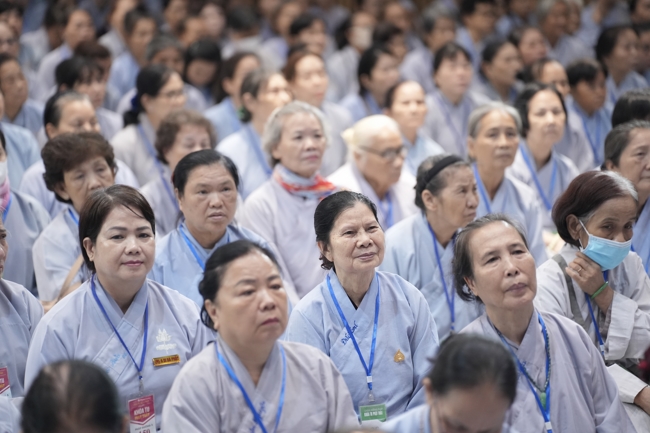 Pháp thoại Yêu Thương Chung Một Lối Về - HT.Thích Minh Thành | Khóa Tu Phật Thất 108.