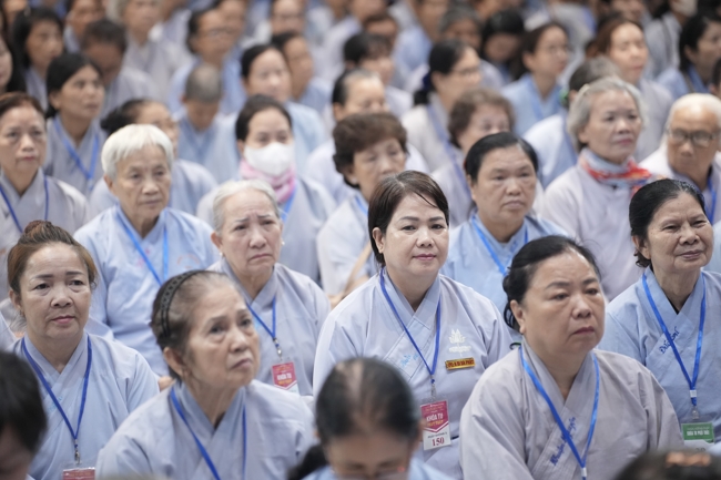 Pháp thoại Yêu Thương Chung Một Lối Về - HT.Thích Minh Thành | Khóa Tu Phật Thất 108.