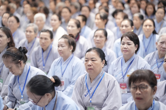 Pháp thoại Yêu Thương Chung Một Lối Về - HT.Thích Minh Thành | Khóa Tu Phật Thất 108.