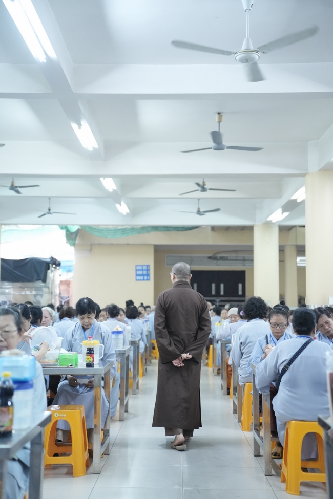 Pháp thoại Yêu Thương Chung Một Lối Về - HT.Thích Minh Thành | Khóa Tu Phật Thất 108.