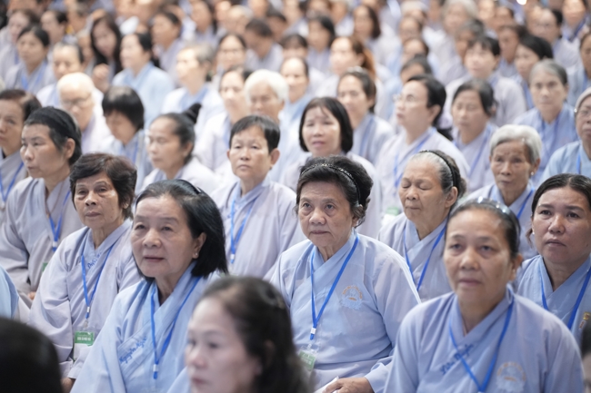Pháp thoại Yêu Thương Chung Một Lối Về - HT.Thích Minh Thành | Khóa Tu Phật Thất 108.