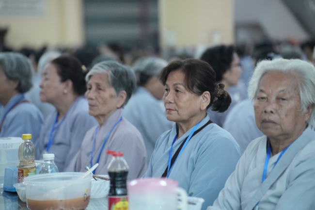 Pháp thoại Yêu Thương Chung Một Lối Về - HT.Thích Minh Thành | Khóa Tu Phật Thất 108.