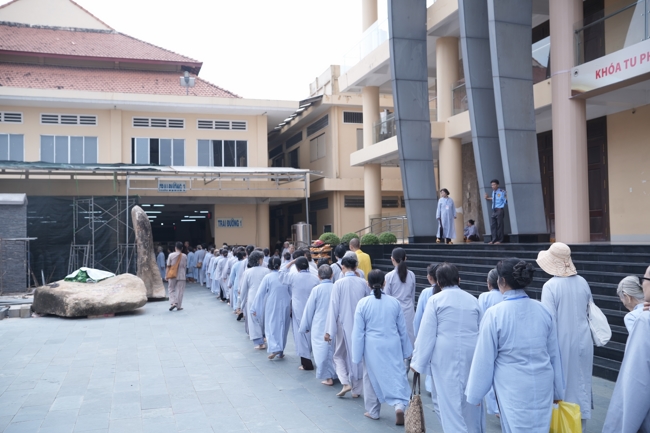 Khai khóa Khóa Tu Phật Thất lần 108.