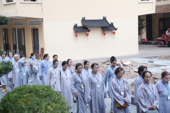 Khai khóa Khóa Tu Phật Thất lần 108.