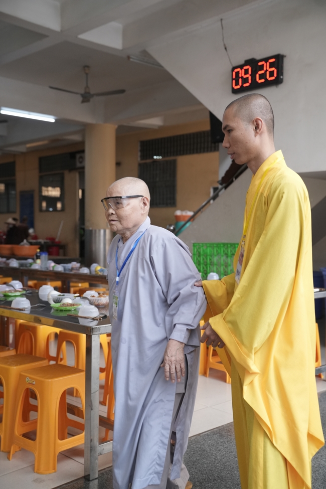 Khai khóa Khóa Tu Phật Thất lần 108.