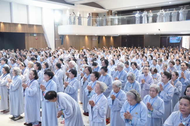 Khai khóa Khóa Tu Phật Thất lần 108.