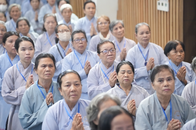 Khai khóa Khóa Tu Phật Thất lần 108.