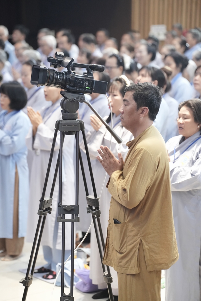 Khai khóa Khóa Tu Phật Thất lần 108.