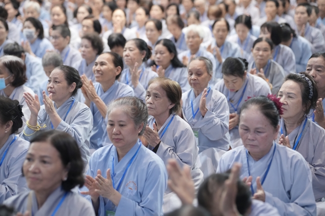 Khai khóa Khóa Tu Phật Thất lần 108.