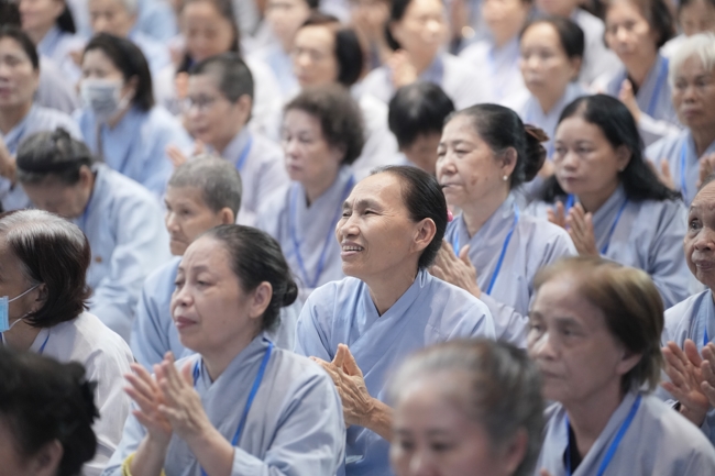 Khai khóa Khóa Tu Phật Thất lần 108.