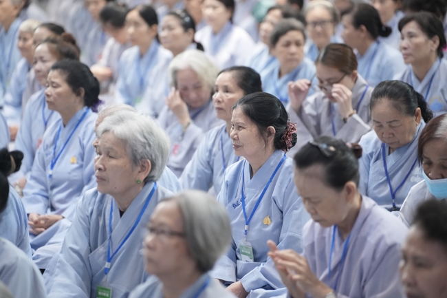 Khai khóa Khóa Tu Phật Thất lần 108.