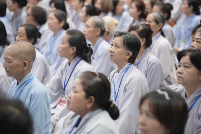 Khai khóa Khóa Tu Phật Thất lần 108.
