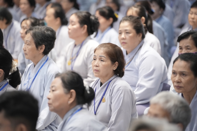 Khai khóa Khóa Tu Phật Thất lần 108.