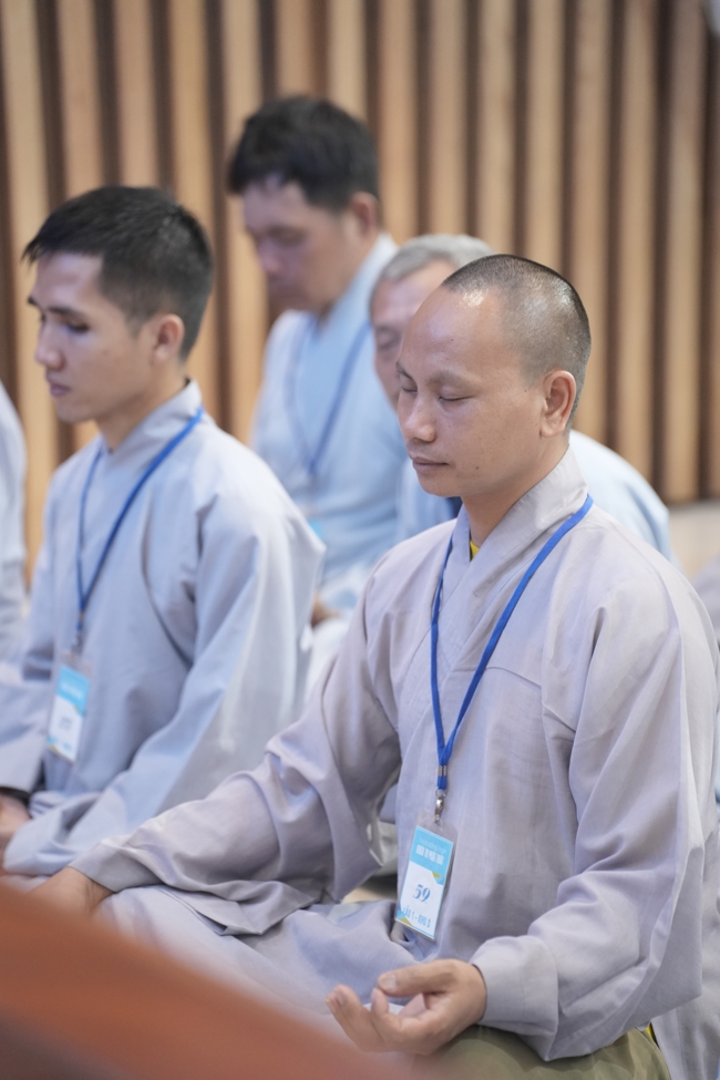Khai khóa Khóa Tu Phật Thất lần 108.