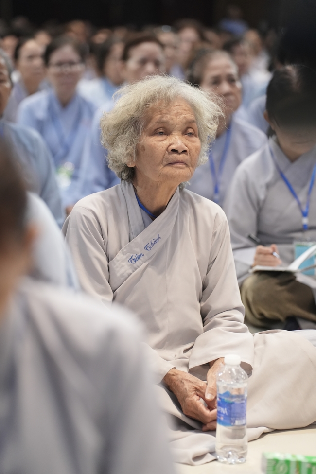 Khai khóa Khóa Tu Phật Thất lần 108.